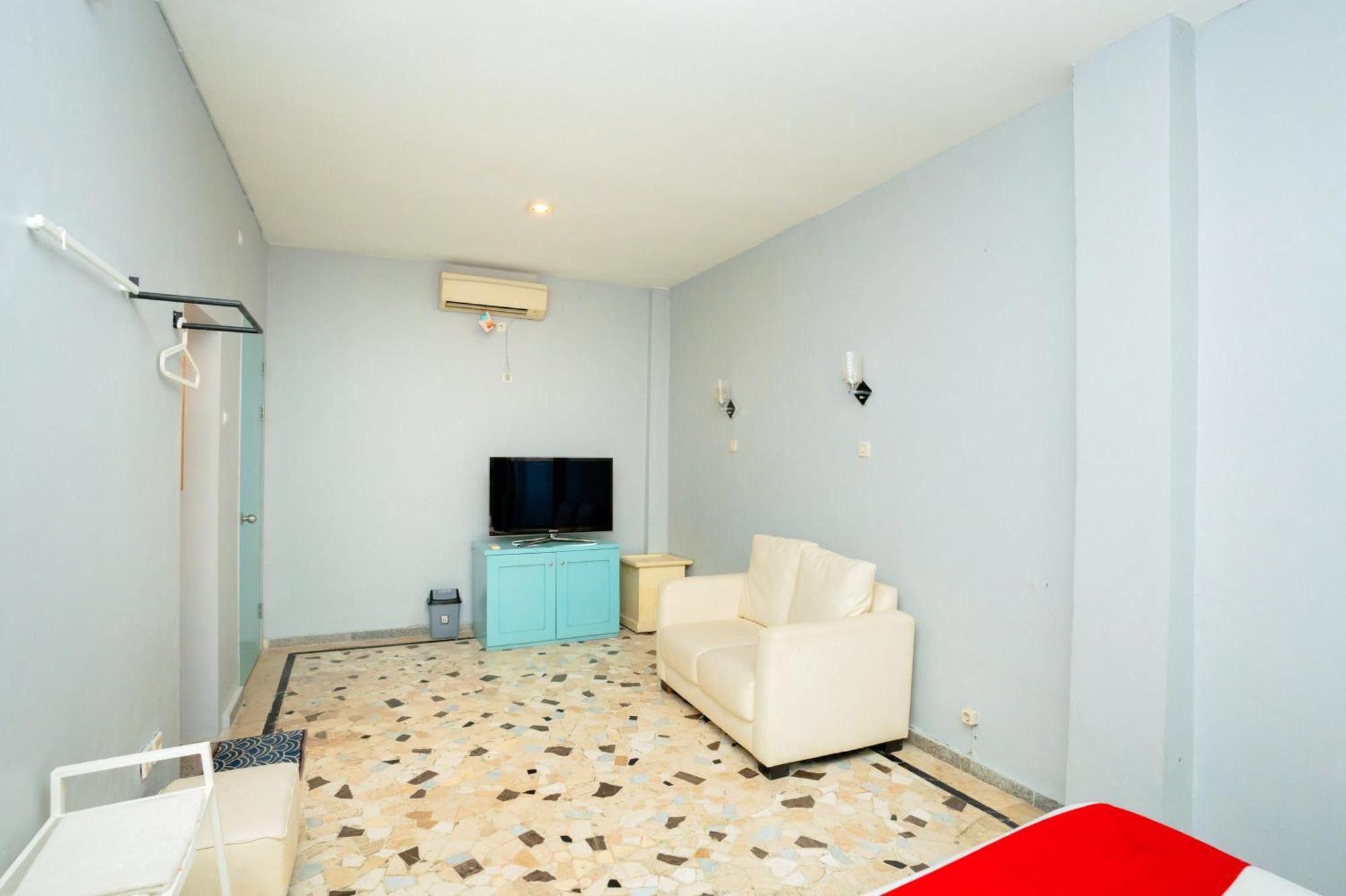 Hotel Reddoorz Near Rsud Kota Mataram Exterior foto