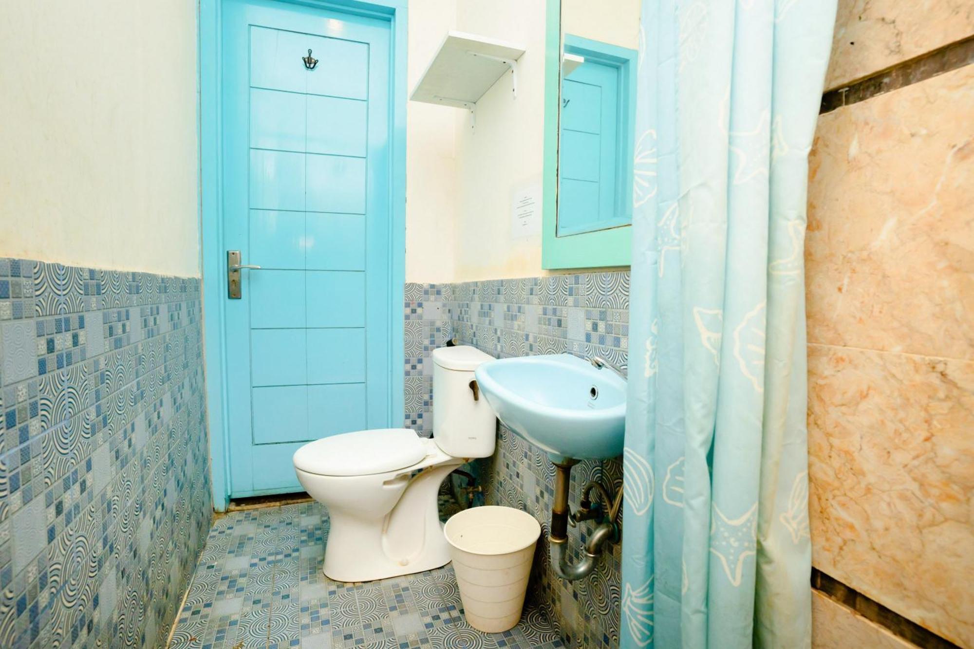 Hotel Reddoorz Near Rsud Kota Mataram Exterior foto