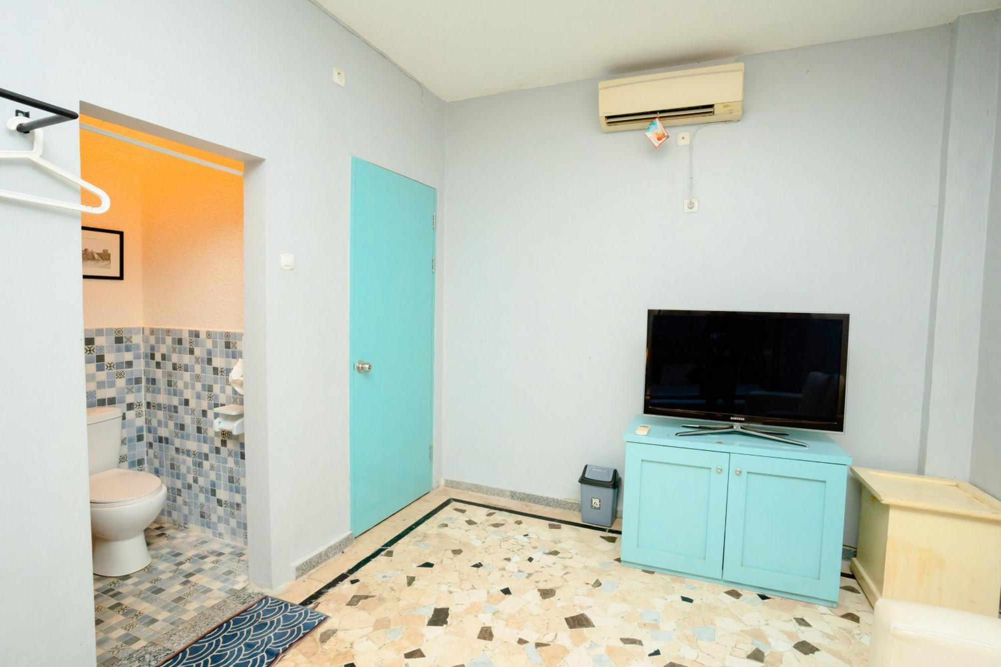 Hotel Reddoorz Near Rsud Kota Mataram Exterior foto